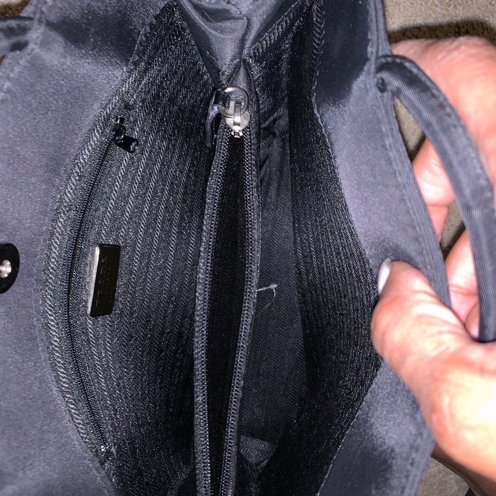 COPY - COPY - Prada tote bag - Picture 4 of 8